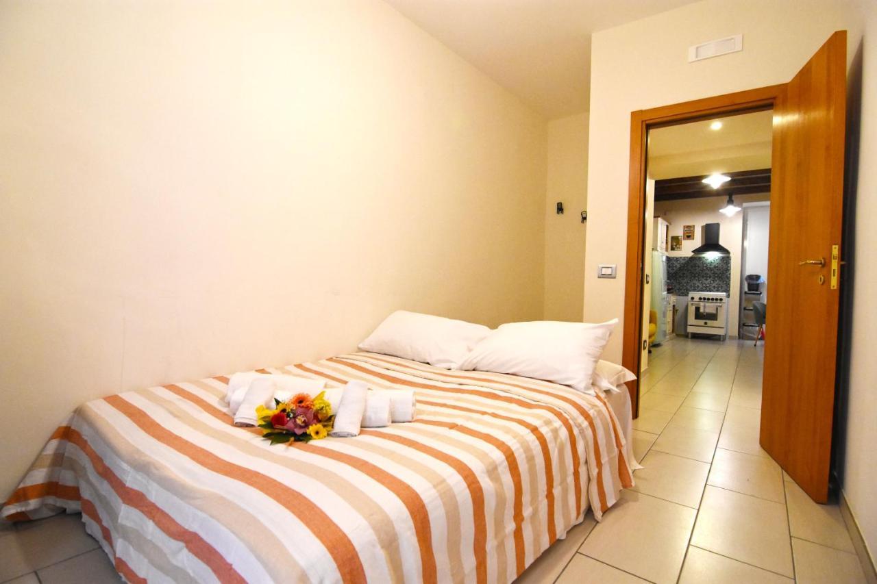 Casa Giola Apartment Napoli Bagian luar foto